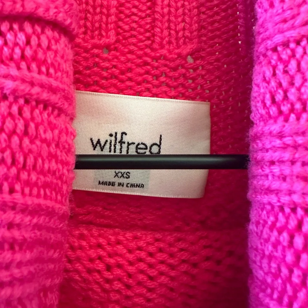Aritzia Wilfred Cable Knit Sweater